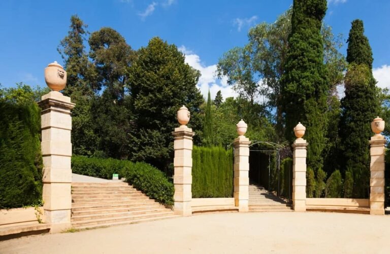 Stone column ideas for porch and entrance masonry